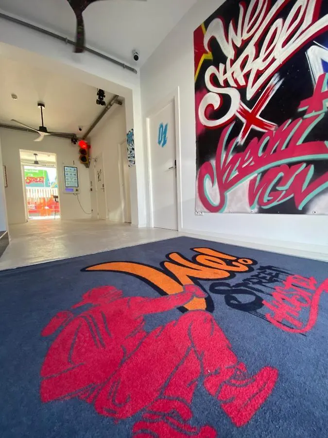 We Street Hostel - El Arenal-Albergue Juvenil El Arenal  0*, El Arenal (Mallorca)